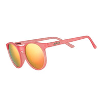 Óculos de sol Goodr Brasil redondo rosa com lentes espelhadas, ideal para esportes e uso casual.