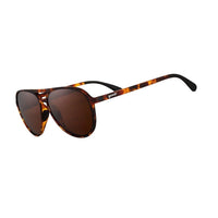 Óculos de sol aviador Goodr Brasil Amelia Earhart Ghosted Me com armação marrom tartaruga e lentes polarizadas.