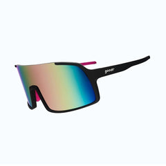 Óculos de sol esportivo Goodr Brasil modelo Astro G com armação preta e lente polarizada roxa espelhada iridescente.
