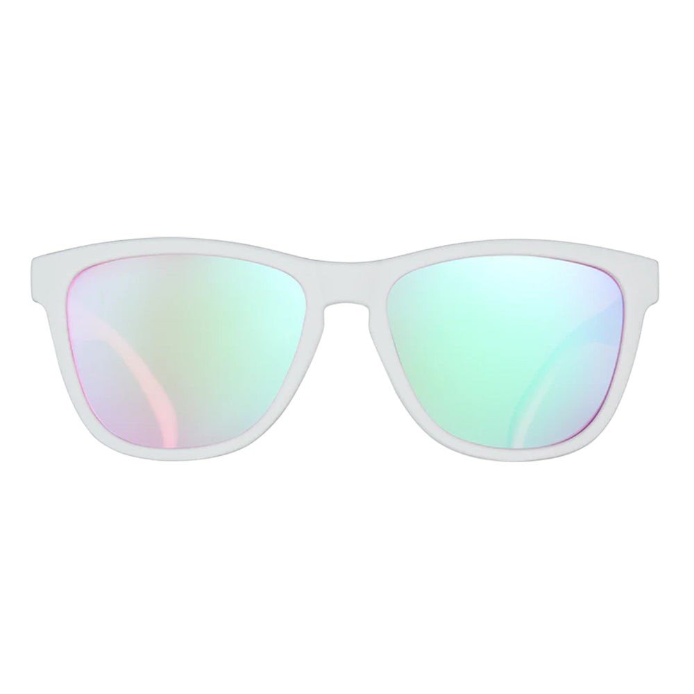Óculos de sol Goodr Brasil Au Revoir, Gopher com armação branca fosca e lentes espelhadas rosa polarizadas UV400.