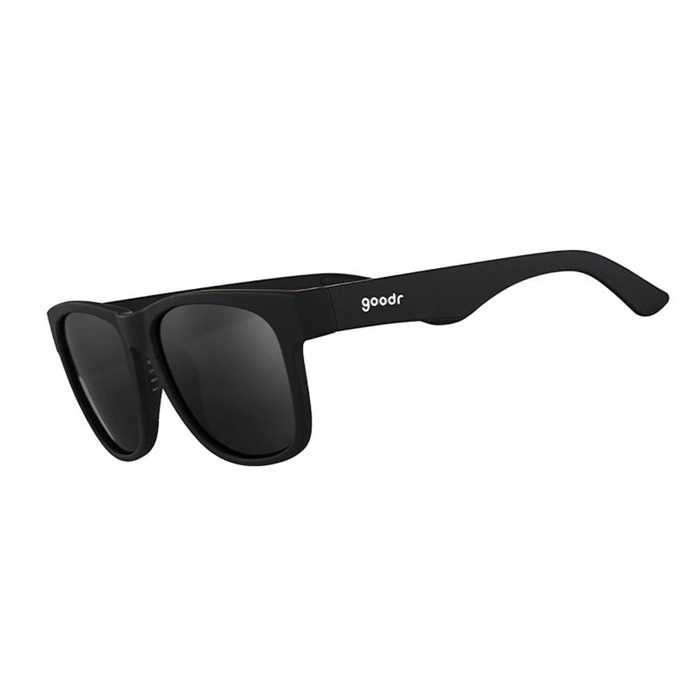 Óculos de sol Goodr Brasil Hooked On Onyx, modelo BFG grande com armação e lentes pretas polarizadas.