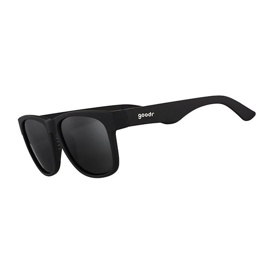 Óculos de sol Goodr Brasil Hooked On Onyx, modelo BFG grande com armação e lentes pretas polarizadas.