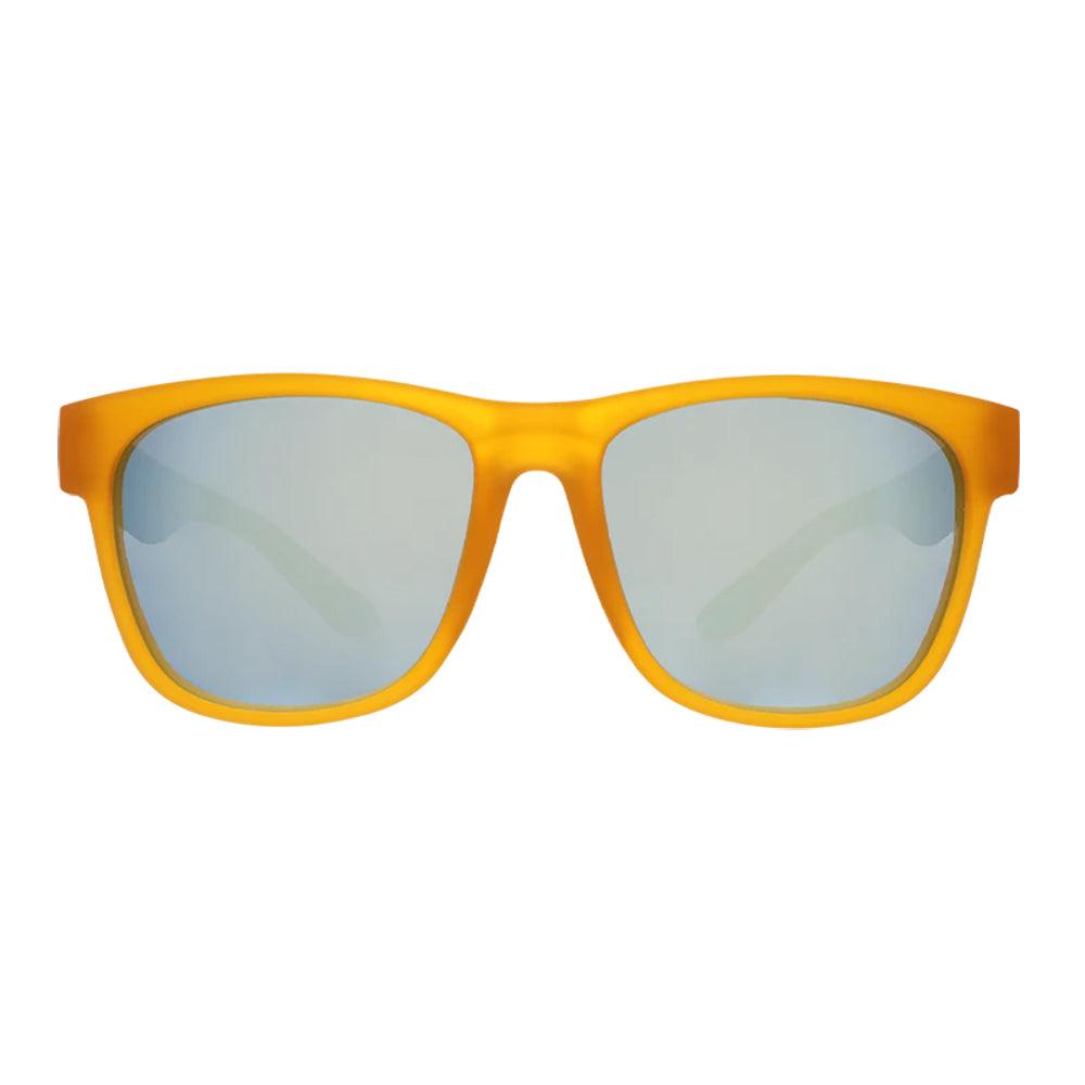 Óculos de sol laranja unissex com armação quadrada para rosto grande e lente azul espelhada, polarizada com proteção UV400. O acessório é leve, confortável e não escorrega ou pula no rosto ao realizar esportes.